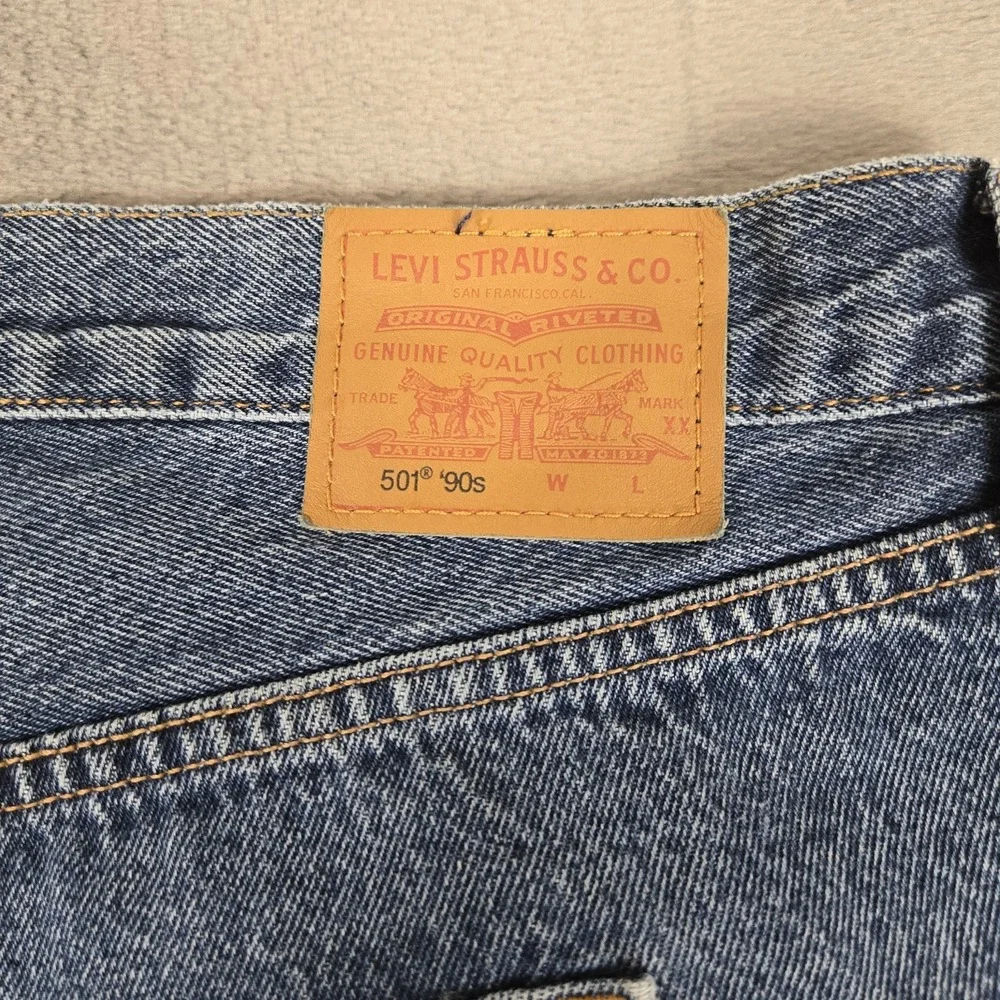 Levi's Jeans Womens 22W 501 90s Straight Denim Button Fly Classic Premium Blue